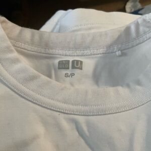 Uniqlo Pure White Crew Neck Tee